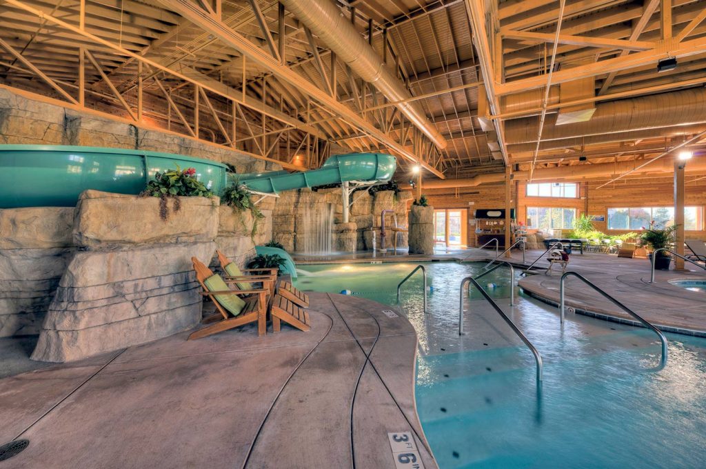 Welk Resorts Branson - Branson Splash-a-Torium 107-foot Slide