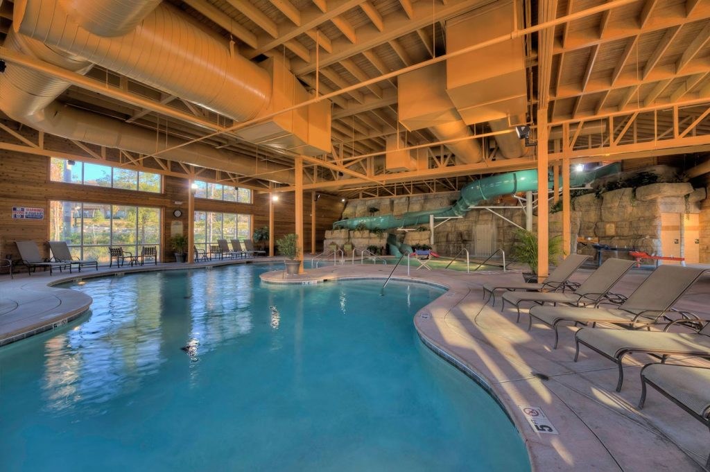 Welk Resorts Branson - Branson Splash-a-Torium Indoor/Outdoor Pools